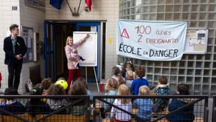 Les parents d'élèves de l'école maternelle Réunion du 20e arrondissement de Paris se sont mobilisés ce jeudi 21 mars dans la matinée et ont endossé le rôle de maître devant l'établissement.