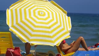 Les Français ont un peu moins dépensé pour leurs vacances, mais ils n'ont pas renoncé à partir.
