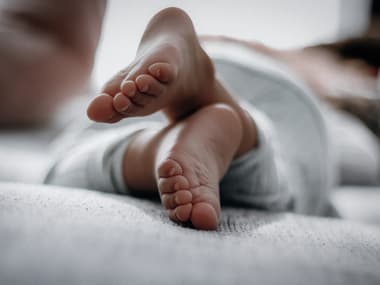 Des pieds de bébé (illustration)