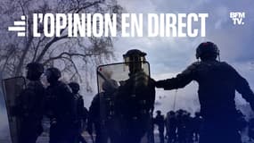 Des CRS lors d'une manifestation contre la réforme des retraites à Paris le 28 mars 2023.