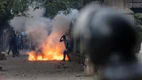 Des heurts éclatent entre manifestants anti-taxes et forces de police à Nairobi, au Kenya