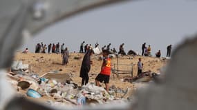 Des Palestiniens à Rafah le lundi 27 mai 2024. (Photo d'archive)