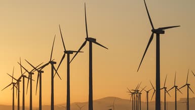 Des éoliennes à Fuendejalon, en Aragon (Espagne), le 13 février 2023. L'Espagne, plus gros développeur européen, n'a mis en place que 2% des éoliennes installées par la Chine en 2024.