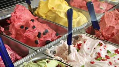 Des bacs de sorbets et de crèmes glacées (photo d'illustration).