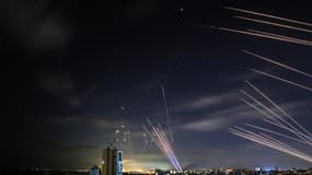 L'Iron Dome est capable d'intercepter des missiles balistiques à des altitudes de plus de 100 km et avec une portée signalée allant jusqu'à 2 400 km