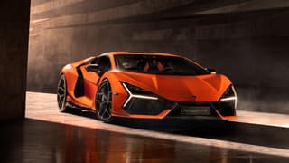 Lamborghini a dévoilé ce mercredi la Revuelto, sa nouvelle supercar hybride