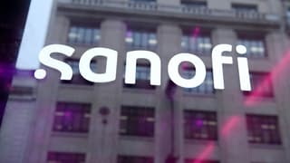 Le logo de Sanofi, le 4 février 2022 à Paris.