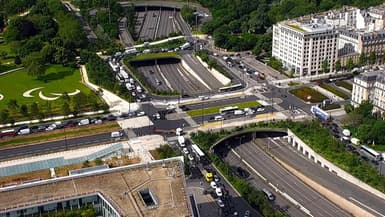 Le périphérique vide de voitures ce mercredi 5 juin, seul le convoi du président américain circule dessus.