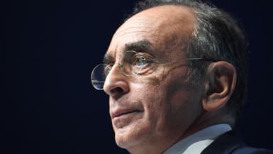 Le polémiste français d'extrême-droite Eric Zemmour lors d'un discours à Paris le 4 décembre 2022