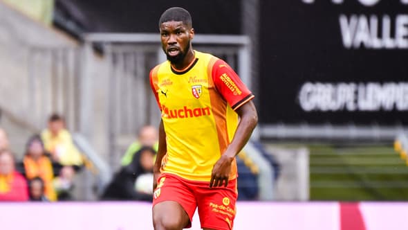 Lens-Torino:  le défenseur lensois Kevin Danso a prolongé son contrat avec les Sang&Or 