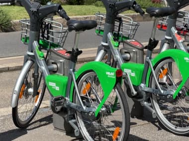 Les nouveaux Vélo'v électriques, déployés à Lyon dès janvier 2025.